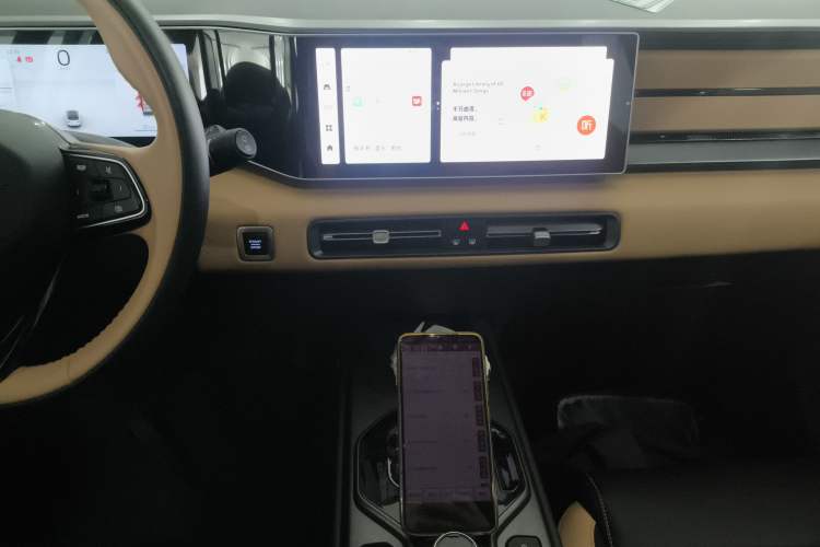 Used Geely Auto icon 2025 Linglong 1.5TD Ruyi Edition Audio And AC Panel