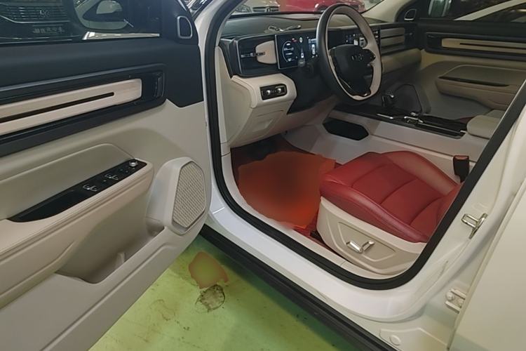Used Geely Auto icon 2025 Linglong 1.5TD Ruyi Edition Driver Seat