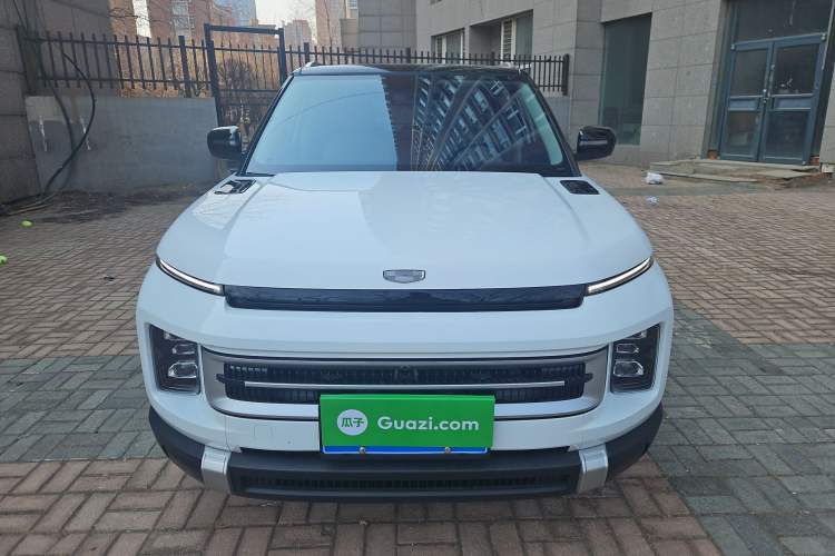 Used Geely Auto icon 2025 Linglong 1.5TD Qingcheng Edition Exterior 1