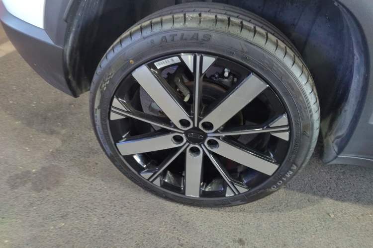 Used Geely Auto icon 2025 Linglong 1.5TD Ruyi Edition Exterior 4