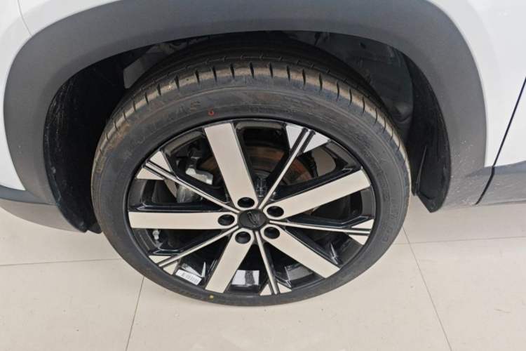 Used Geely Auto icon 2025 Linglong 1.5TD Ruyi Edition Exterior 5