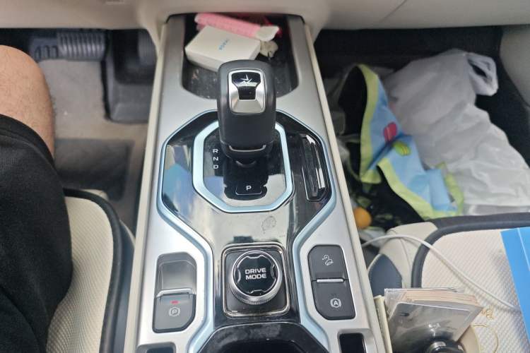Used Geely Auto icon 2025 Linglong 1.5TD Ruyi Edition Gear Lever