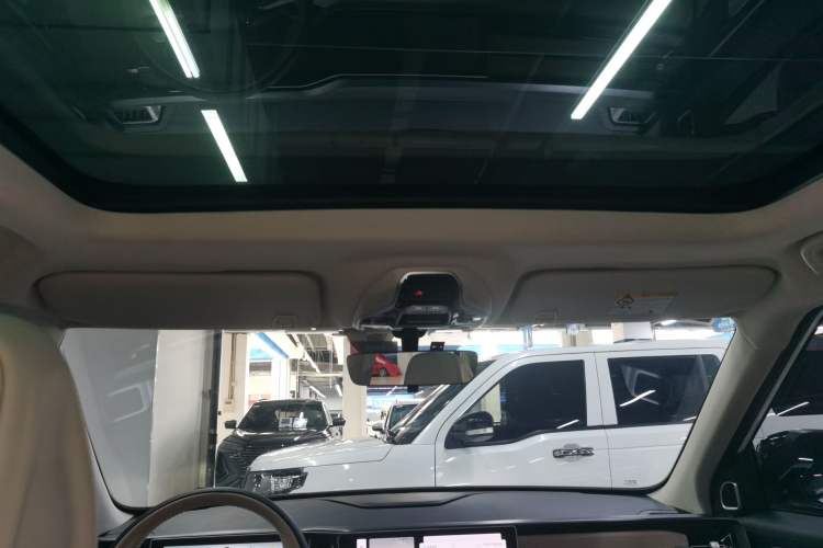 Used Geely Auto icon 2025 Linglong 1.5TD Qingcheng Edition Headliner