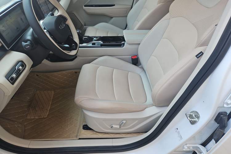 Used Geely Auto icon 2025 Linglong 1.5TD Qingcheng Edition Interior 1