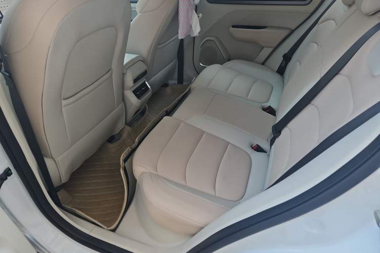 Used Geely Auto icon 2025 Linglong 1.5TD Qingcheng Edition Interior 2