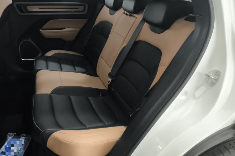 Used Geely Auto icon 2025 Linglong 1.5TD Ruyi Edition Interior 4
