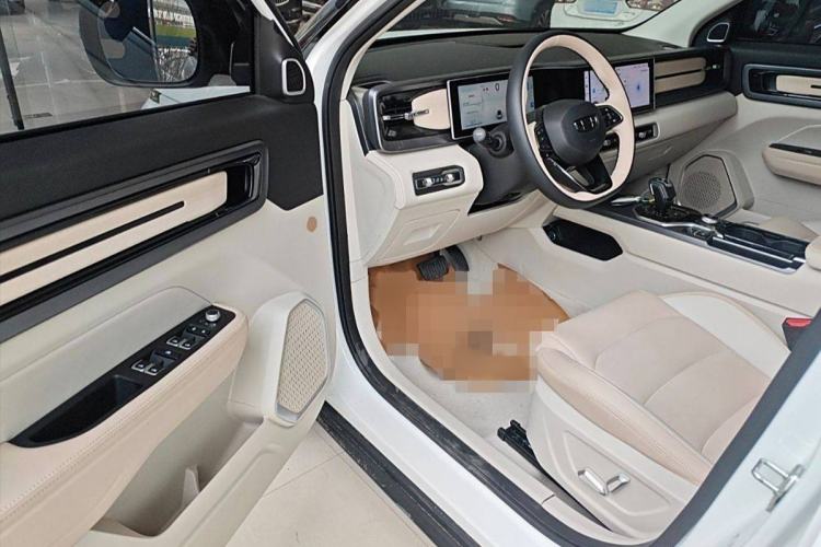 Used Geely Auto icon 2025 Linglong 1.5TD Ruyi Edition Interior 4