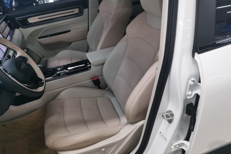 Used Geely Auto icon 2025 Linglong 1.5TD Qingcheng Edition Left Front Seat