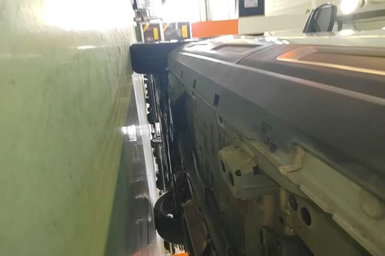 Used Geely Auto icon 2025 Linglong 1.5TD Ruyi Edition Left Side Sill