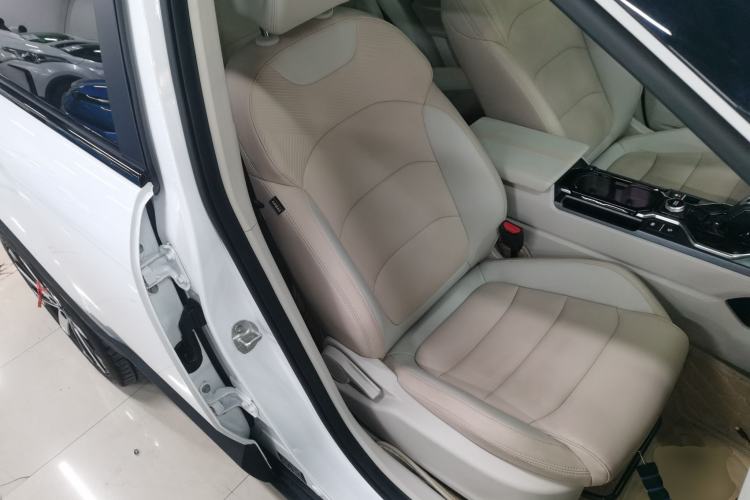 Used Geely Auto icon 2025 Linglong 1.5TD Qingcheng Edition Right Front Seat