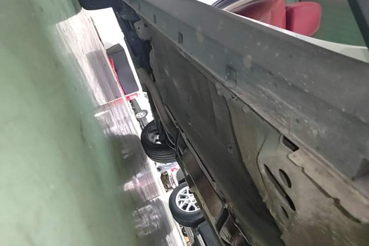 Used Geely Auto icon 2025 Linglong 1.5TD Ruyi Edition Right Side Sill