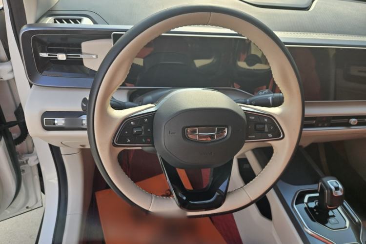 Used Geely Auto icon 2025 Linglong 1.5TD Ruyi Edition Steering Wheel