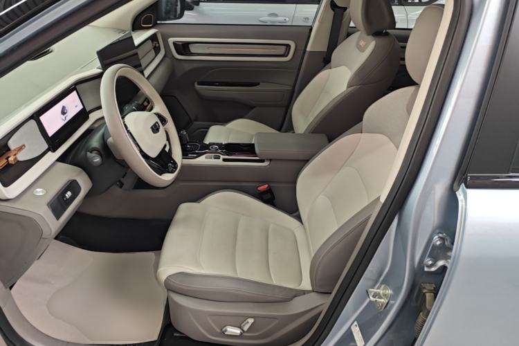 Used Geely Auto icon 2026 Model Chocolate 1.5TD Pure & Refined Edition Left Front Seat