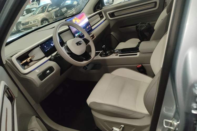 Used Geely Auto icon 2026 Model Chocolate 1.5TD Pure & Refined Edition Left Front Seat
