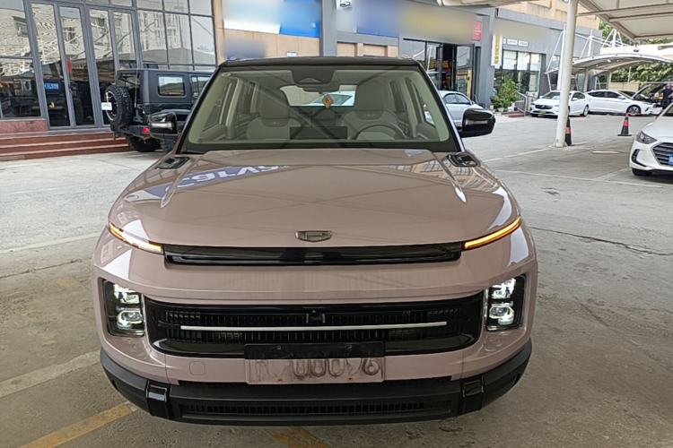 Used Geely Auto icon 2026 Model Chocolate 1.5TD Pure & Refined Edition Front