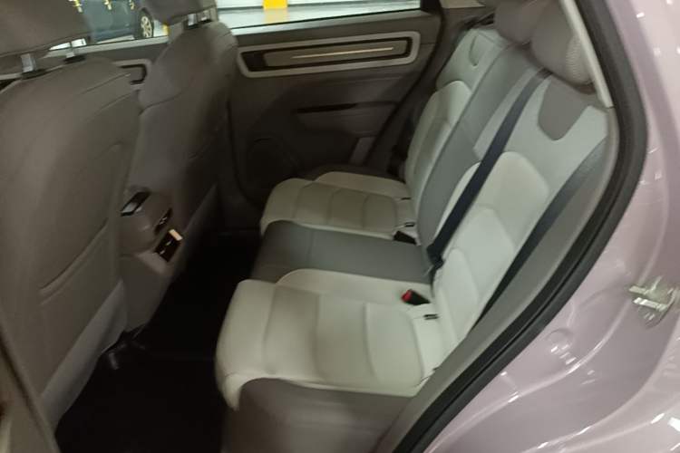 Used Geely Auto icon 2026 Model Chocolate 1.5TD Pure & Refined Edition Left Rear Seat