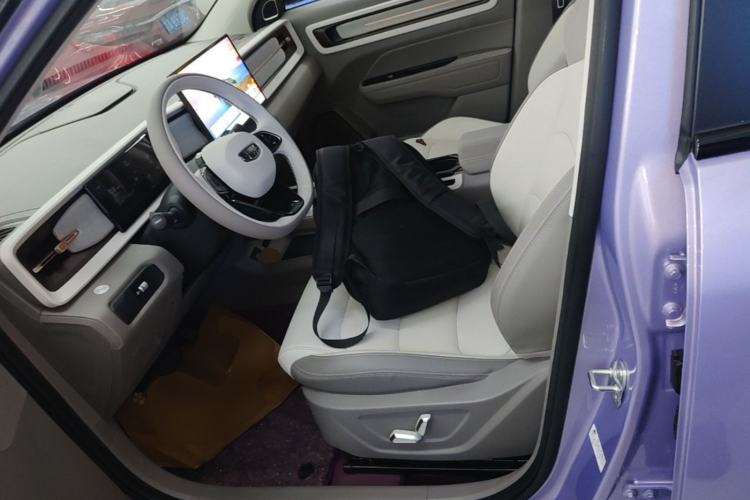 Used Geely Auto icon 2026 Model Chocolate 1.5TD Pure & Ingenious Edition Left Front Seat