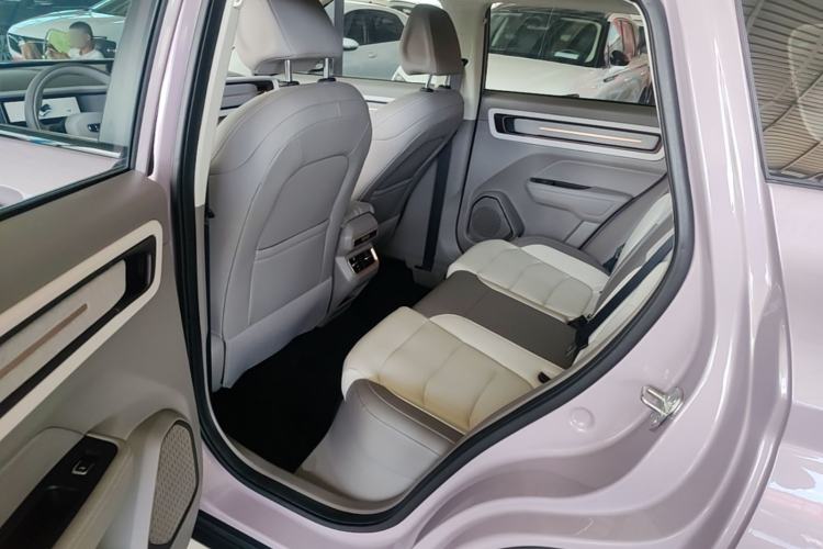 Used Geely Auto icon 2026 Model Chocolate 1.5TD Pure & Refined Edition Left Rear Seat