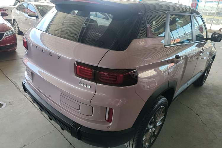 Used Geely Auto icon 2026 Model Chocolate 1.5TD Pure & Refined Edition Rear Right 45 Deg