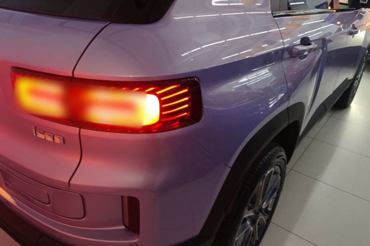 Used Geely Auto icon 2026 Model Chocolate 1.5TD Pure & Ingenious Edition Right Rear Taillight