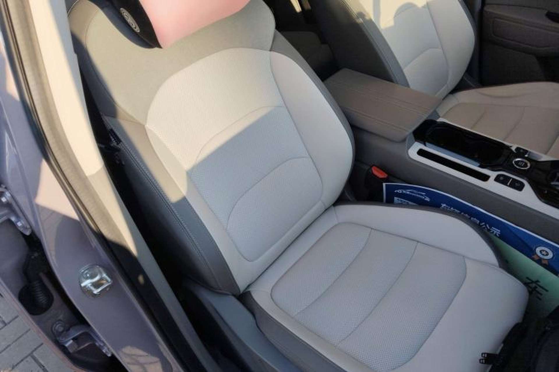 Used Geely Auto icon 2026 Model Chocolate 1.5TD Pure & Refined Edition Right Front Seat