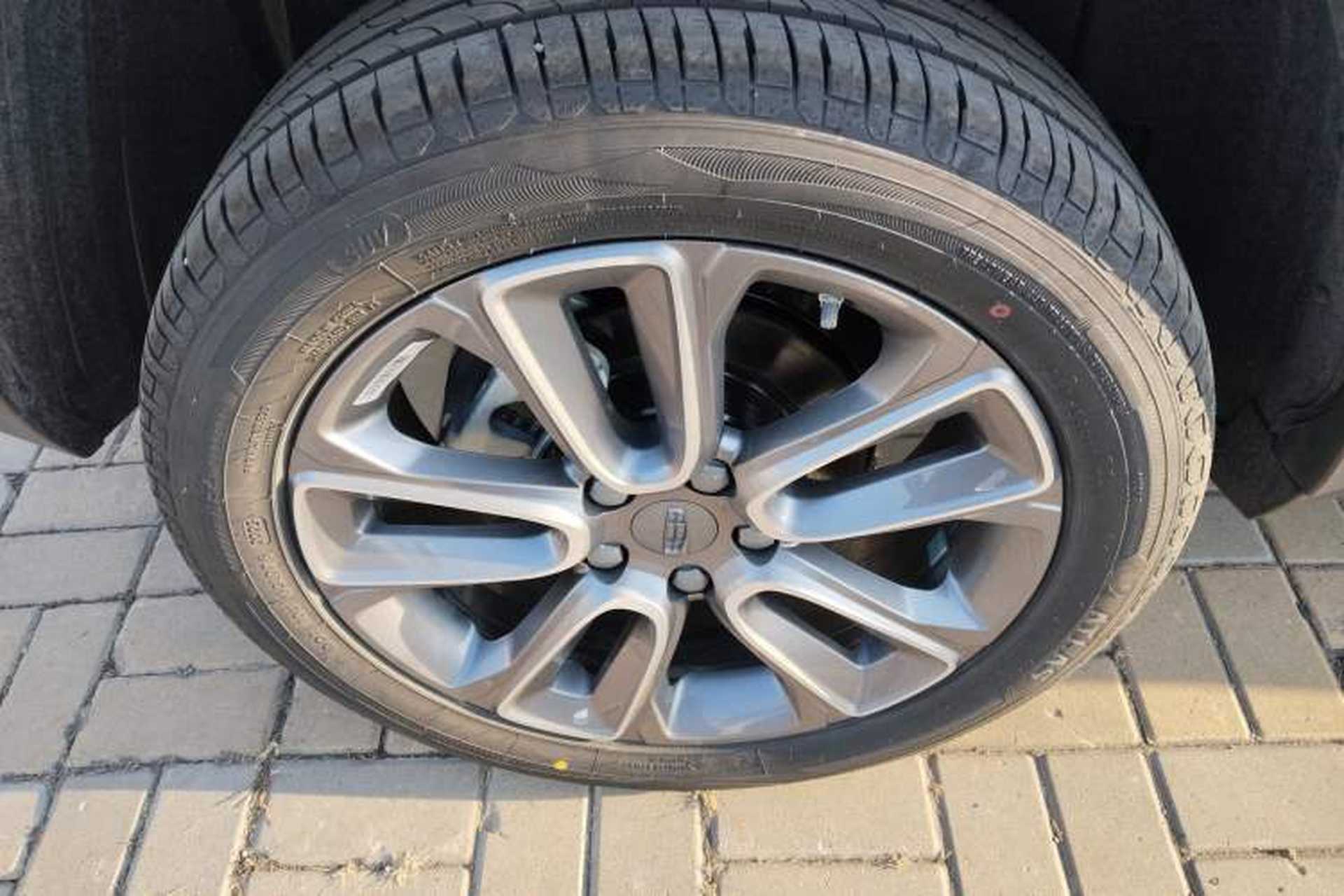 Used Geely Auto icon 2026 Model Chocolate 1.5TD Pure & Refined Edition Right Rear Wheel Hub