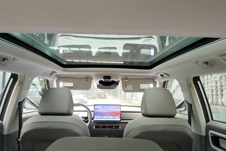 Used Geely Auto icon 2026 Model Chocolate 1.5TD Pure & Refined Edition Headliner