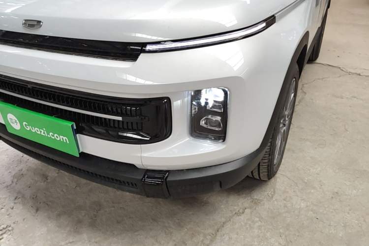 Used Geely Auto icon 2026 Model Chocolate 1.5TD Pure & Refined Edition Left Front Headlight