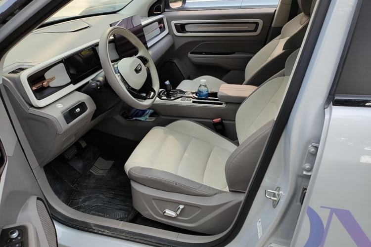 Used Geely Auto icon 2026 Model Chocolate 1.5TD Pure & Refined Edition Left Front Seat