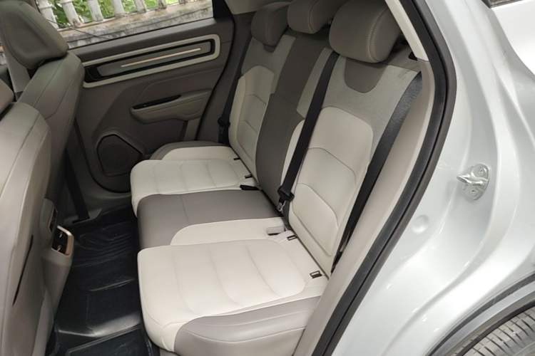 Used Geely Auto icon 2026 Model Chocolate 1.5TD Pure & Refined Edition Left Rear Seat