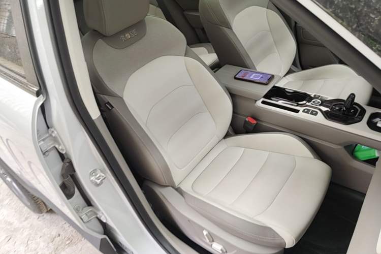 Used Geely Auto icon 2026 Model Chocolate 1.5TD Pure & Refined Edition Right Front Seat