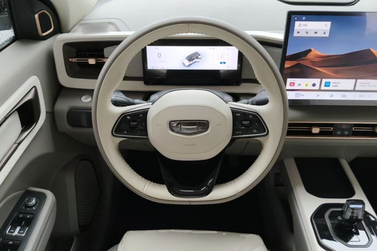 Used Geely Auto icon 2026 Model Chocolate 1.5TD Pure & Refined Edition Steering Wheel