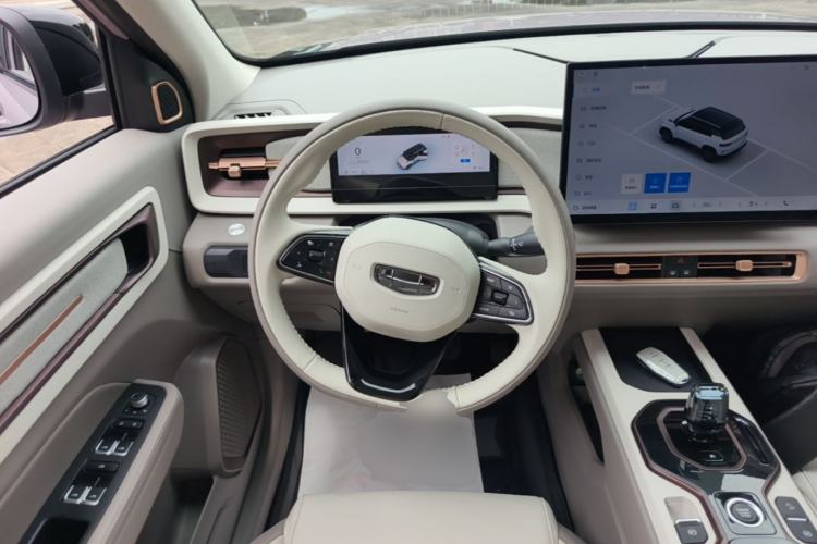 Used Geely Auto icon 2026 Model Chocolate 1.5TD Pure & Refined Edition Steering Wheel