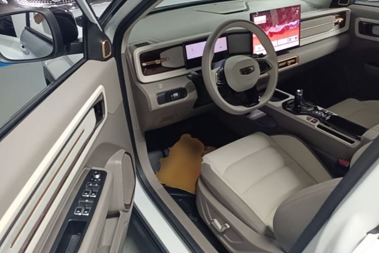 Used Geely Auto icon 2026 Model Chocolate 1.5TD Pure & Refined Edition Driver Seat