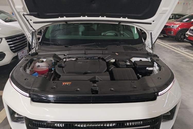 Used Geely Auto icon 2026 Model Chocolate 1.5TD Pure & Refined Edition Engine Bay