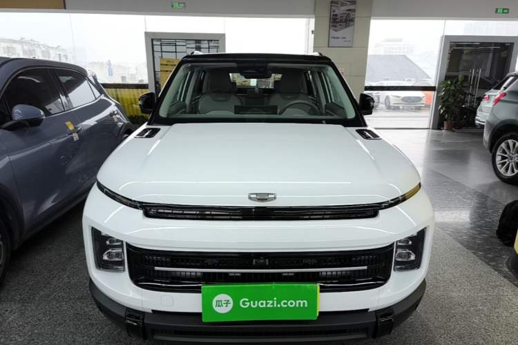Used Geely Auto icon 2026 Model Chocolate 1.5TD Pure & Refined Edition Front