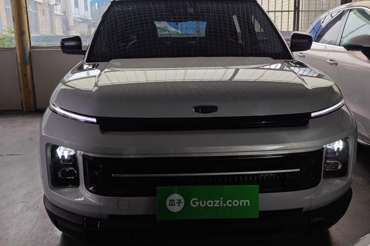 Used Geely Auto icon 2026 Model Chocolate 1.5TD Pure & Refined Edition Front