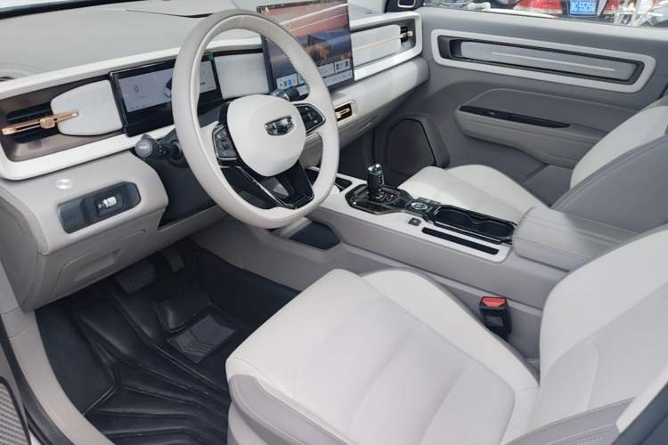 Used Geely Auto icon 2026 Model Chocolate 1.5TD Pure & Refined Edition Left Front Seat
