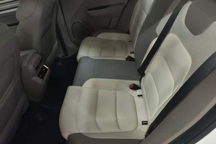 Used Geely Auto icon 2026 Model Chocolate 1.5TD Pure & Refined Edition Left Rear Seat