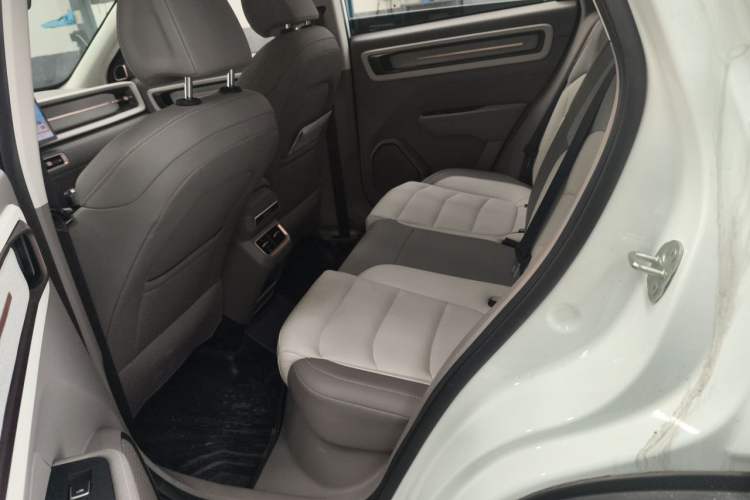 Used Geely Auto icon 2026 Model Chocolate 1.5TD Pure & Refined Edition Left Rear Seat