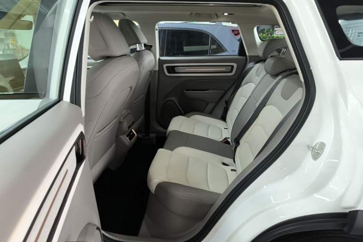 Used Geely Auto icon 2026 Model Chocolate 1.5TD Pure & Refined Edition Left Rear Seat