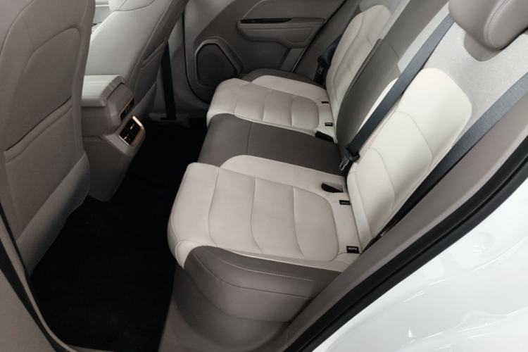 Used Geely Auto icon 2026 Model Chocolate 1.5TD Pure & Refined Edition Left Rear Seat