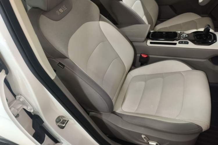 Used Geely Auto icon 2026 Model Chocolate 1.5TD Pure & Refined Edition Right Front Seat