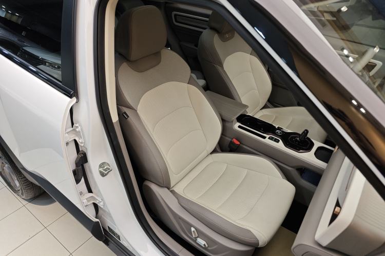 Used Geely Auto icon 2026 Model Chocolate 1.5TD Pure & Refined Edition Right Front Seat