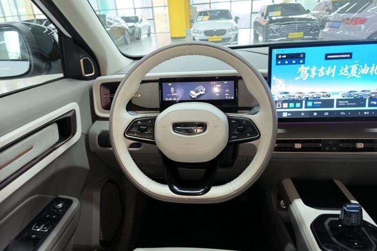 Used Geely Auto icon 2026 Model Chocolate 1.5TD Pure & Refined Edition Steering Wheel