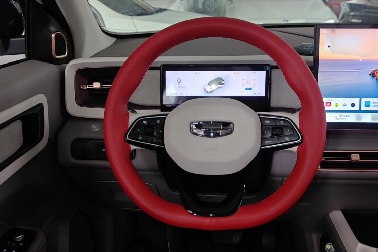 Used Geely Auto icon 2026 Model Chocolate 1.5TD Pure & Refined Edition Steering Wheel