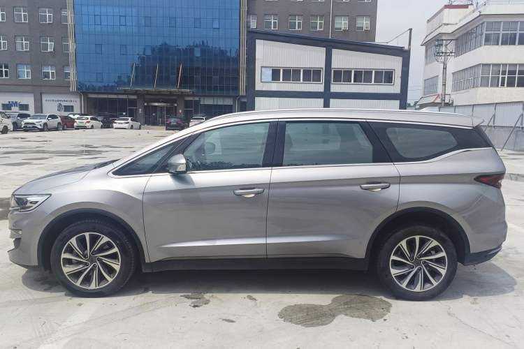 Used Geely Auto Jiajie 2021 1.8TD DCT Luxury Model Exterior 3