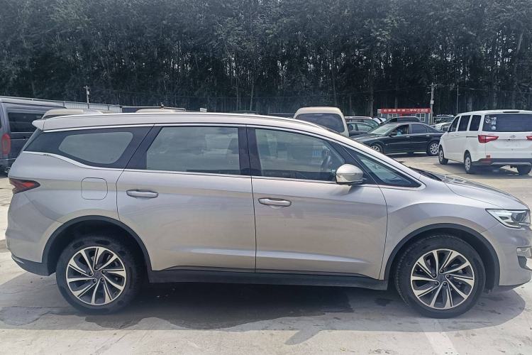 Used Geely Auto Jiajie 2021 1.8TD DCT Luxury Model Exterior 4