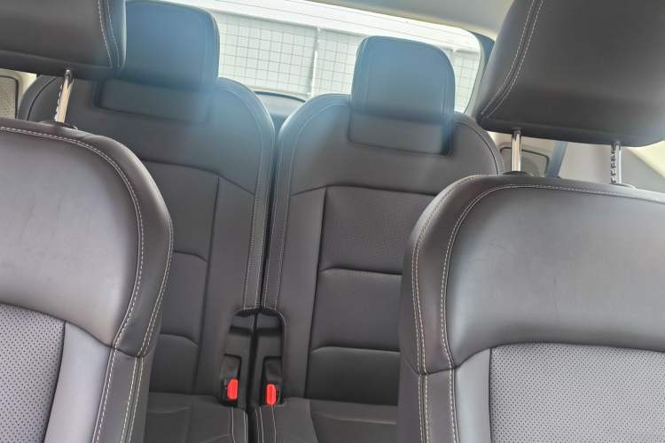 Used Geely Auto Jiajie 2021 1.8TD DCT Luxury Model Interior 12