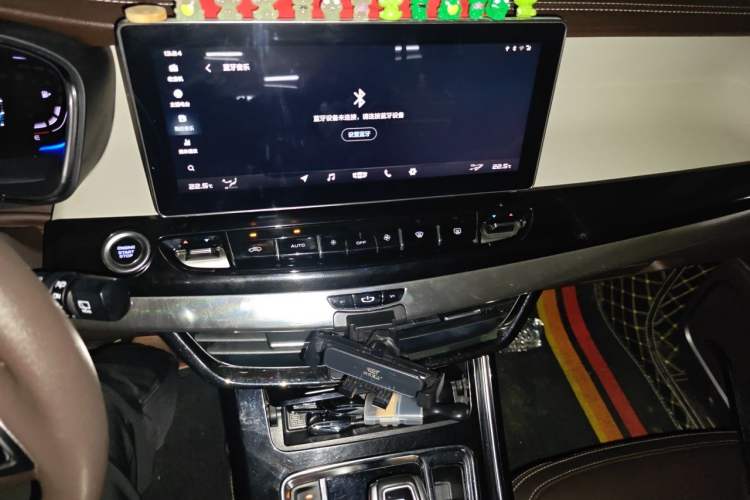 Used Geely Auto Jiajie 2019 1.5TD MHEV DCT Luxury Edition Audio And AC Panel